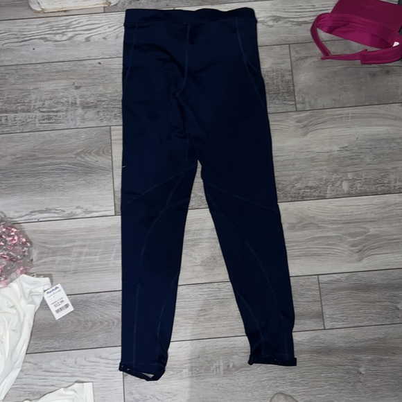 nike athletic leggings! - Picture 2 of 3